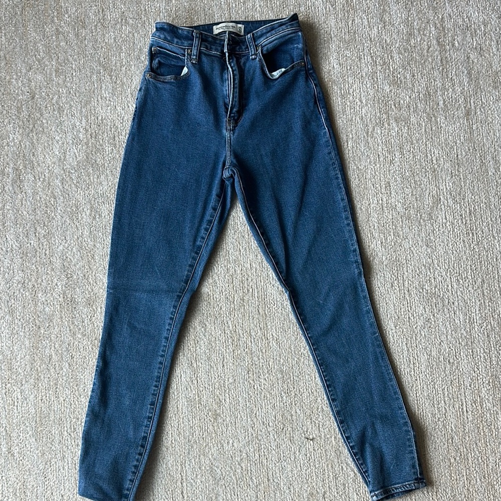 Abercrombie & Fitch High Rise Blue Jeans